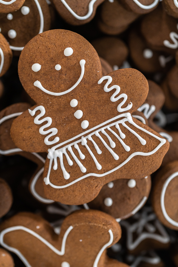 Gingerbread cookies decorated with white royal icing.