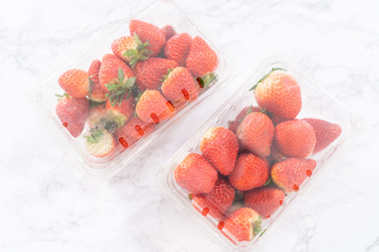 How to keep strawberries fresh with Ball fruit-fresh produce protector