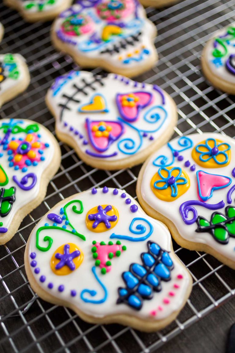 Skull sugar cookies