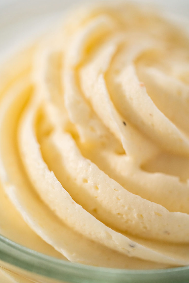 Eggnog Buttercream Frosting