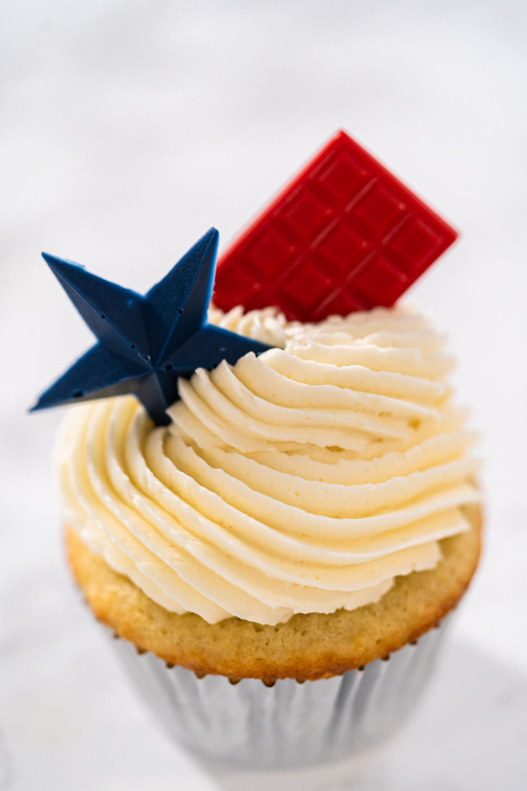 July 4th Lemon Cupcakes