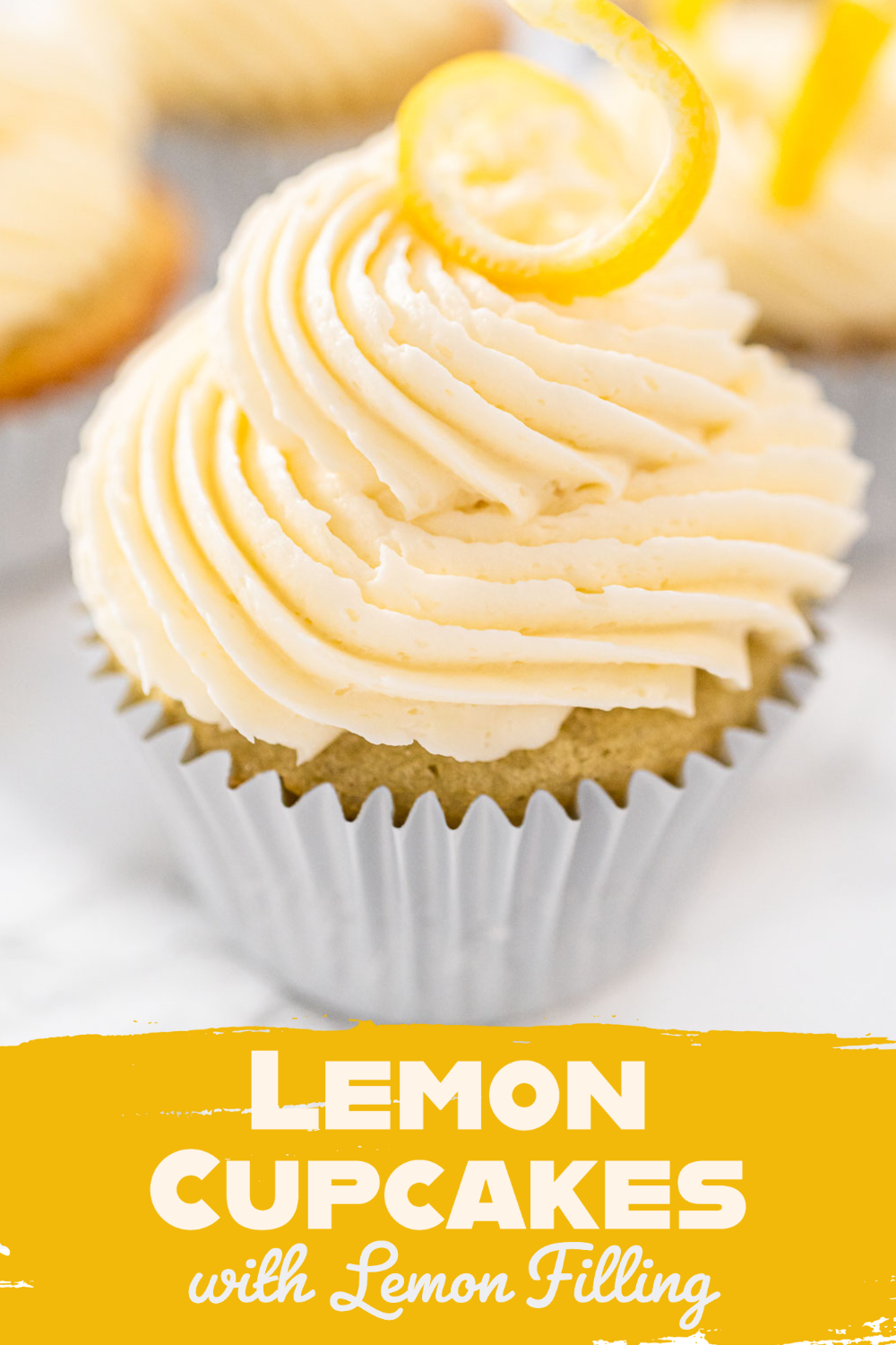 Lemon Cupcakes with Lemon Filling