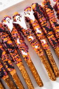 Halloween Pretzel Rods