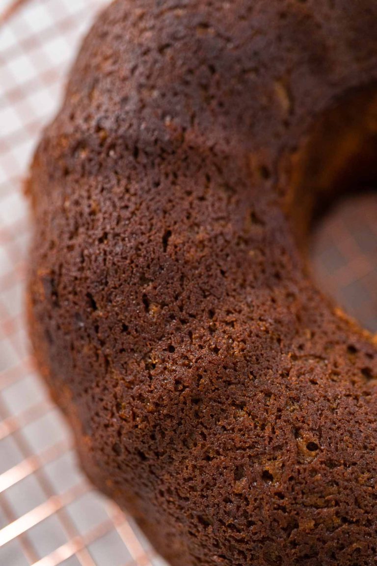 Dress Up Bundt Cake For Any Occasion