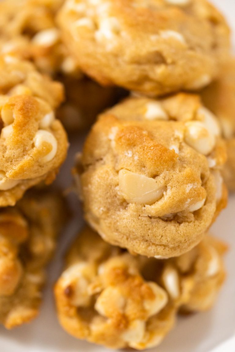 White Chocolate Macadamia Nut Cookies