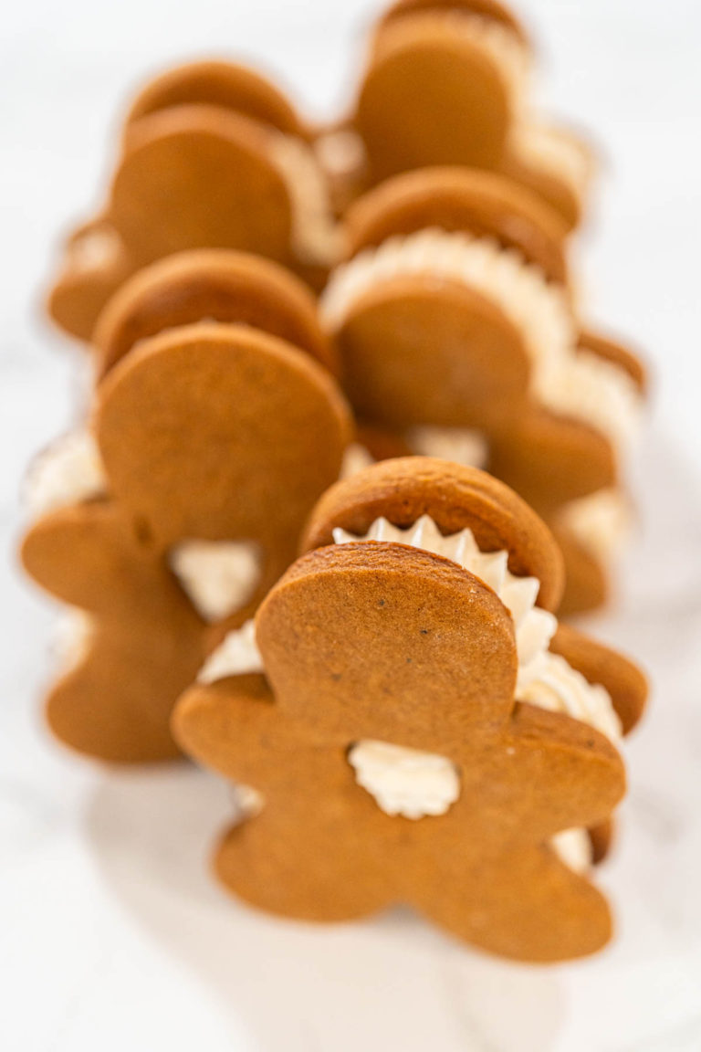 Gingerbread Cookie Sandwiches